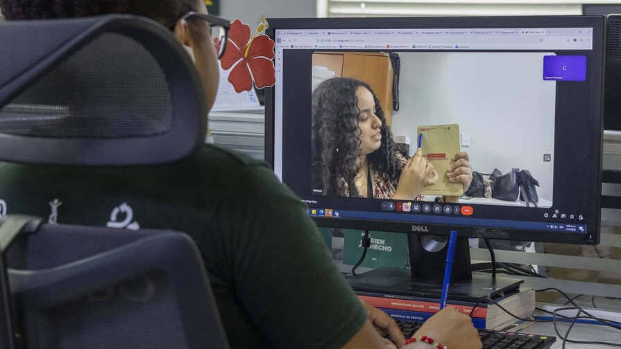 En cinco días se agotaron los cupos de los cursos virtuales tras recibir 4,819 solicitudes En cinco días se agotaron los cupos de los cursos virtuales tras recibir 4,819 solicitudes
