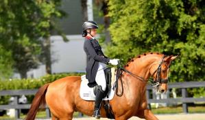 Stephanie Engstrom y Disaronno triunfan en Wellington