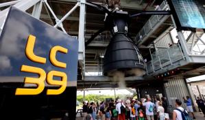 La NASA inaugura experiencia inmersiva en el histórico complejo de lanzamientos de Florida