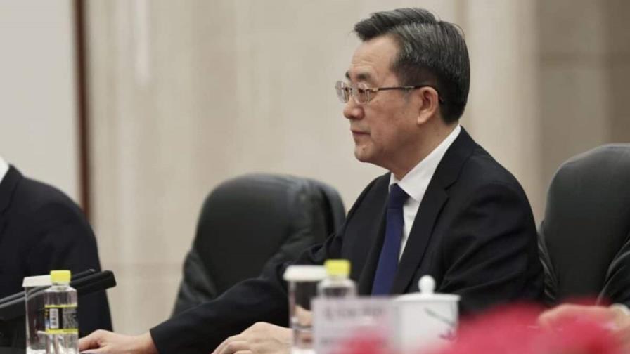 Vicepremier chino se ve con exsecretario del Tesoro de EEUU en medio de tensión comercial Vicepremier chino se ve con exsecretario del Tesoro de EEUU en medio de tensión comercial