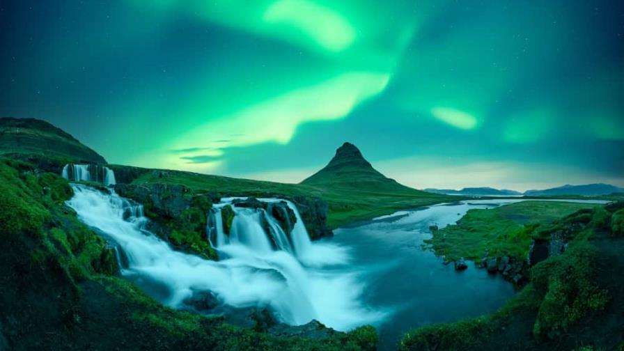 Islandia, la tierra de hielo, del fuego y de las auroras boreales Islandia, la tierra de hielo, del fuego y de las auroras boreales