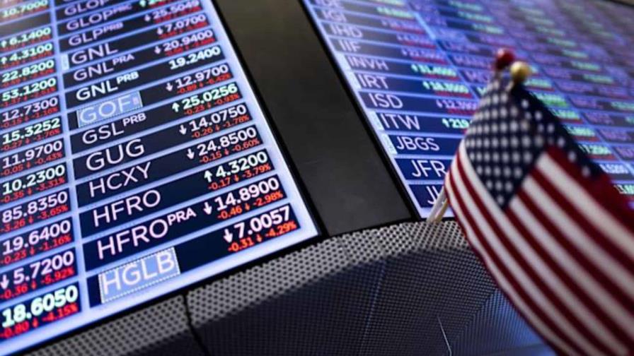 Wall Street también cae por temor a aranceles de EE. UU. Wall Street también cae por temor a aranceles de EE. UU.