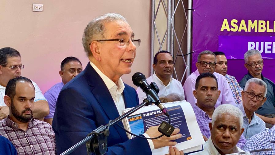 Danilo Medina afirma que el PLD ya compite por el primer lugar en las encuestas Danilo Medina afirma que el PLD ya compite por el primer lugar en las encuestas