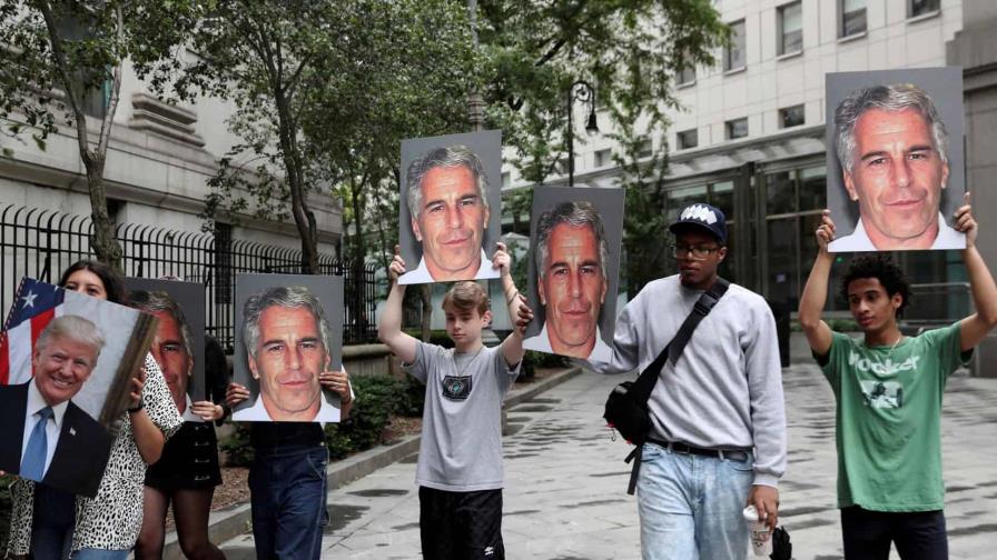 Trump defiende a su fiscal de los ataques de sus propios simpatizantes por el caso Epstein Trump defiende a su fiscal de los ataques de sus propios simpatizantes por el caso Epstein