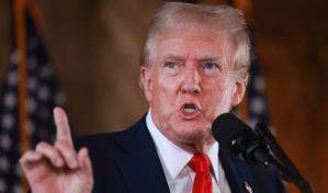 Trump sugiere que deberían haber tenido campanas en Texas para alertar de las inundaciones