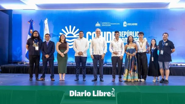 Minerd realiza "Campeonato Mundial de Debate"