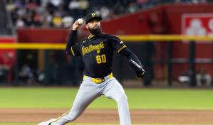 Santana mantiene el pulso en otro cierre de acero que le dio la victoria a los Piratas