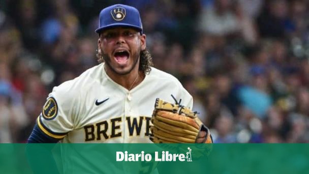 Freddy Peralta, dominante en triunfo de Cerveceros ante Nacionales
