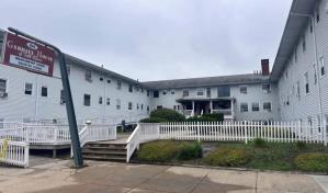 Nueve muertos y decenas de heridos por incendio en un centro de vida asistida en Massachusetts