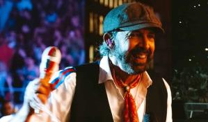 Juan Luis Guerra cautiva a Barcelona con su música caribeña