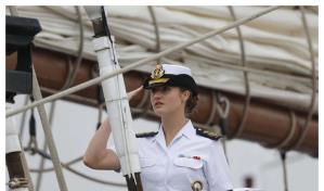 La princesa Leonor culmina su formación naval y recibe la Medalla de Oro de Galicia