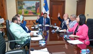 Senadores, empresarios y trabajadores definen hoy rumbo de la reforma laboral