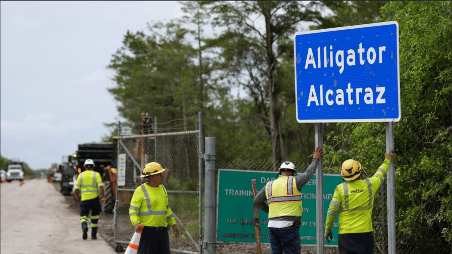 Demócratas exigen a Florida publicar todos los contratos de Alligator Alcatraz