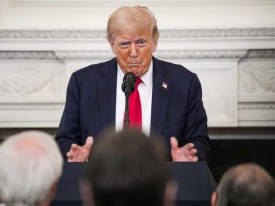 Donald Trump sube la presión sobre Putin con amenaza de aranceles