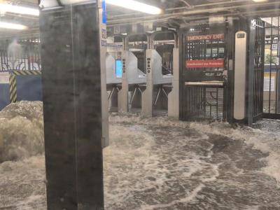 Fuertes tormentas en EE. UU. inundan Nueva York y Nueva Jersey