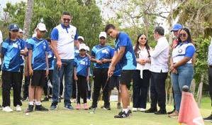 Golf para todos: INEFI abre campamento pionero para estudiantes del sistema público
