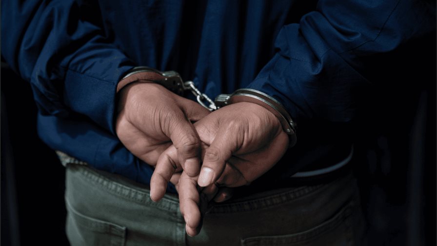 Condenan a un hombre a siete años de prisión por intentar defraudar a 28 tribunales federales