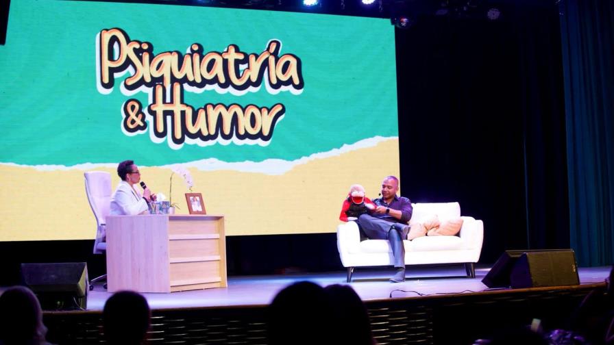 Doctora Hichez y Liondy Ozoria estrenan con éxito su show "Salud mental con humor" Doctora Hichez y Liondy Ozoria estrenan con éxito su show "Salud mental con humor"
