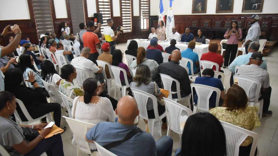 El Mived entrega "bono saldo" a familias de proyectos habitacionales construidos hace varias décadas El Mived entrega "bono saldo" a familias de proyectos habitacionales construidos hace varias décadas