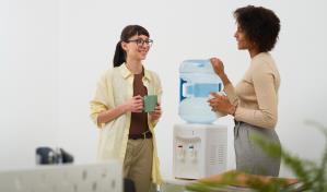 Microbióloga advierte consumir agua de un bebedero mal desinfectado puede provocar vómitos y diarrea