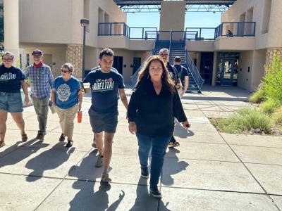 Adelita Grijalva gana primarias demócratas en Arizona