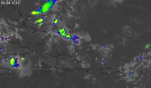 Clima caluroso persiste en el país este miércoles pese a lluvias generadas por onda tropical