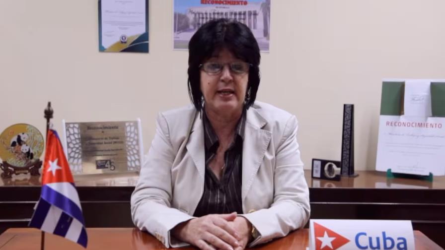 Renuncia la ministra cubana que negó la existencia de mendigos en la isla
