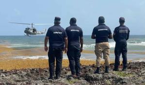 Culmina operación de rescate tras naufragio de migrantes en Playa Juanillo que iban a Puerto Rico