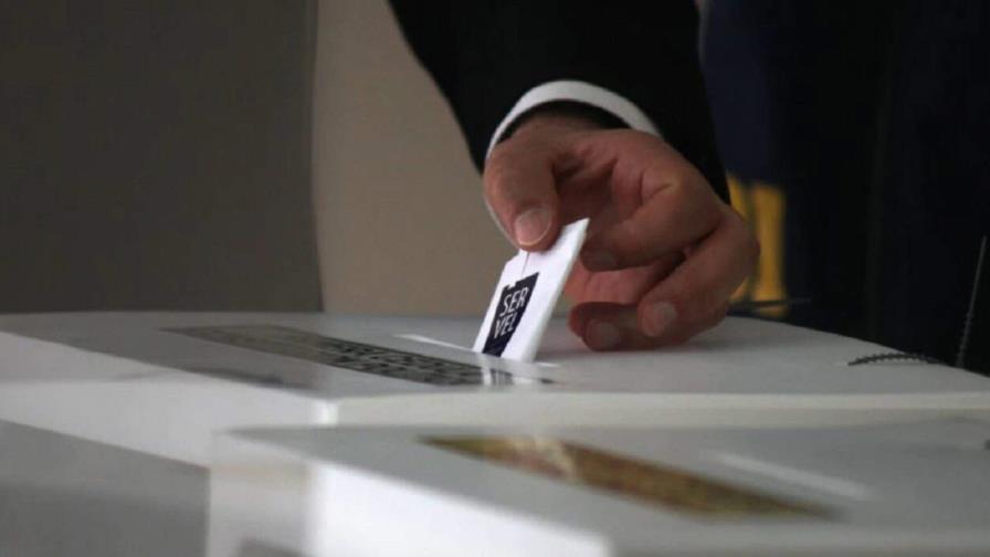 Limitar o no el voto de los extranjeros: el dilema de Chile a meses de las presidenciales