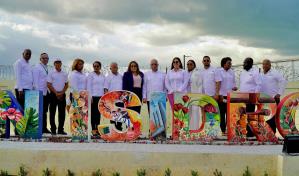 Digecac inaugura parador fotográfico en la carretera Mella para promover embellecimiento de la zona Digecac inaugura parador fotográfico en la carretera Mella para promover embellecimiento de la zona