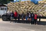 Detienen camión con indocumentados haitianos escondidos en sacos de arroz en Montecristi