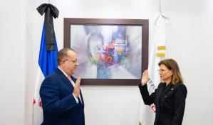Juramentan a Magín Díaz como nuevo ministro de Hacienda
