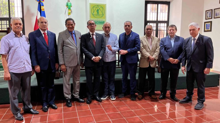 Academia de Ciencias juramenta Comisión para evaluar operación de Barrick Gold