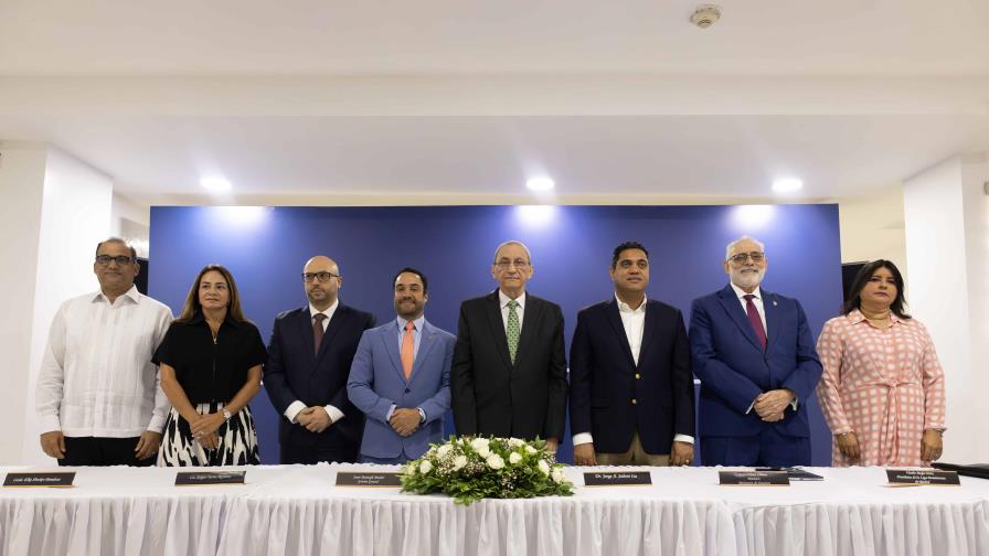 Comisión consultiva celebra su primera reunión para evaluar la construcción de un nuevo estadio Comisión consultiva celebra su primera reunión para evaluar la construcción de un nuevo estadio