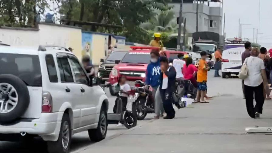 Ataque con químicos en escuela de Ecuador afecta a 30 niños, todos estables Ataque con químicos en escuela de Ecuador afecta a 30 niños, todos estables