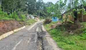 En Padre Las Casas harán cadena humana para exigir una carretera, escuelas y otras necesidades En Padre Las Casas harán cadena humana para exigir una carretera, escuelas y otras necesidades