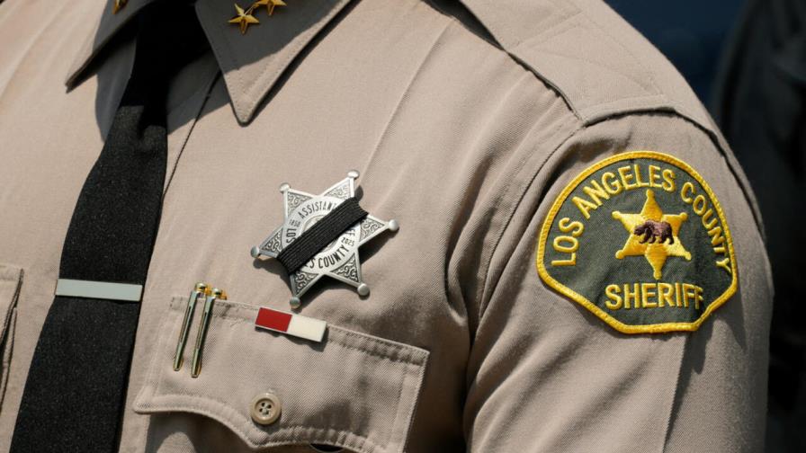 Mueren tres alguaciles en una explosión en un centro de entrenamiento de Los Ángeles