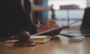 Presentación periódica: ¿cómo funciona esta medida que mantiene a muchos fuera de prisión?