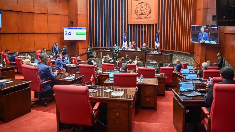 El Congreso no ha creado 15 leyes que mandó el Tribunal Constitucional El Congreso no ha creado 15 leyes que mandó el Tribunal Constitucional