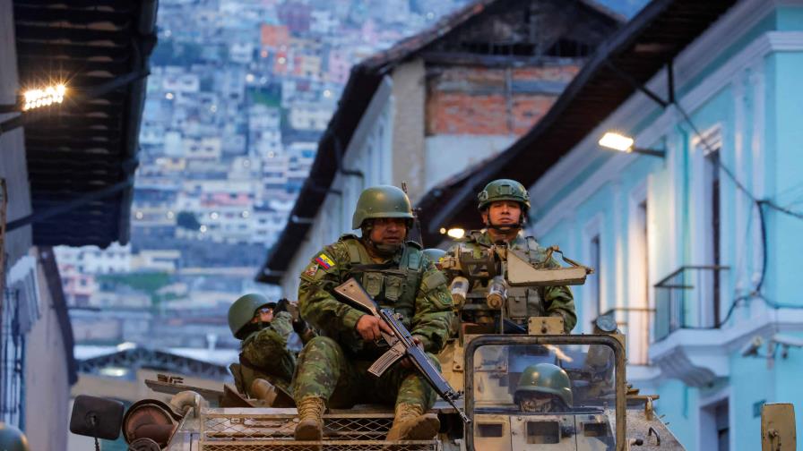 Ecuador despliega 2,000 militares en provincia de Manabí tras 15 asesinatos en 12 horas Ecuador despliega 2,000 militares en provincia de Manabí tras 15 asesinatos en 12 horas