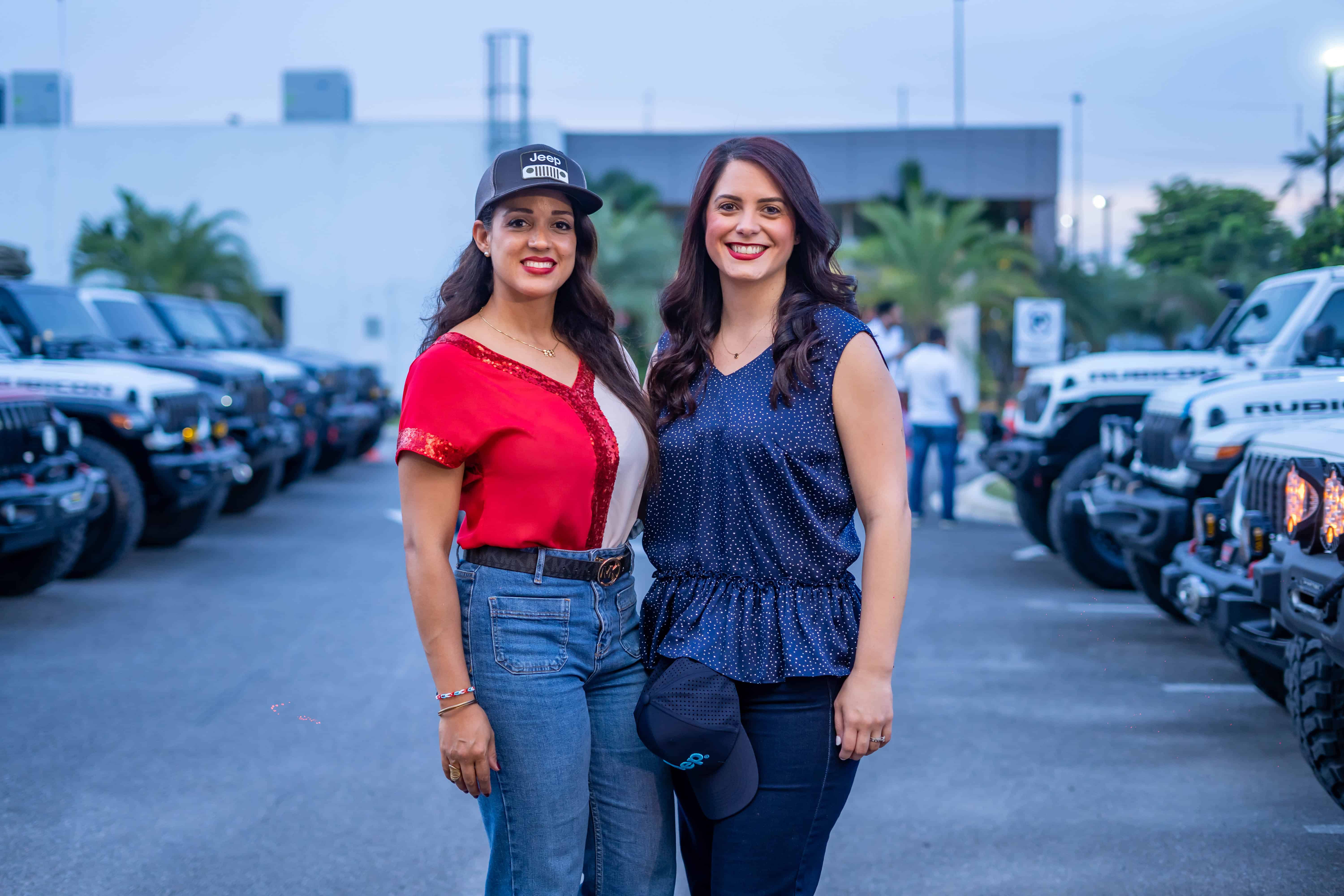 Karina Díaz y Sara Miró.