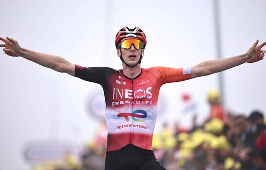 Pogacar fue operado con &eacute;xito de la clav&iacute;cula tras su ca&iacute;da en la Vuelta