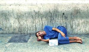 Buscar comida entre la basura: el nuevo día a día de muchos cubanos