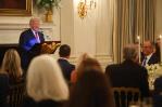 Donald Trump celebra medidas fiscales históricas en una cena con senadores republicanos