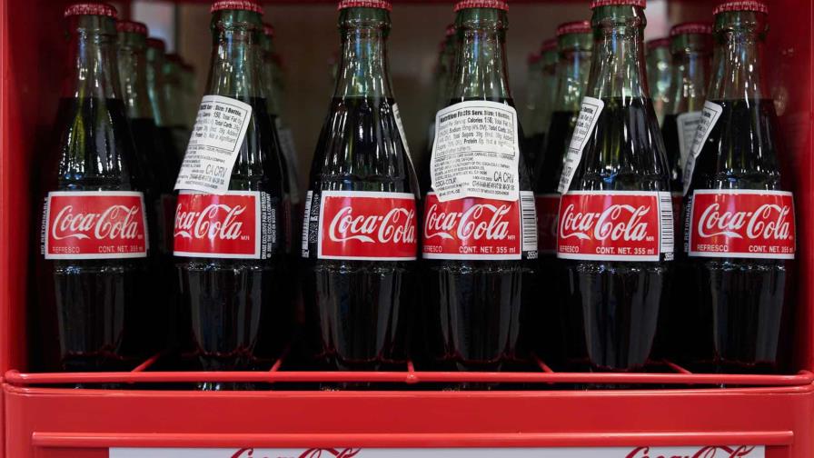 La propuesta de Trump Coca-Cola y la industria detrás del jarabe de maíz La propuesta de Trump Coca-Cola y la industria detrás del jarabe de maíz