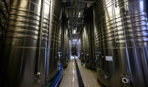 Un laboratorio en Francia desalcoholiza el vino para adaptarse al mercado