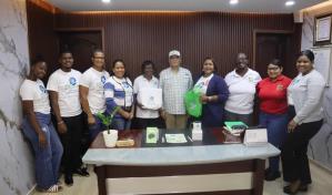 Reconocen al director de la Digecac por su apoyo al medioambiente y la juventud