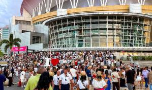 El pueblo boricua celebra la residencia musical de Bad Bunny El pueblo boricua celebra la residencia musical de Bad Bunny