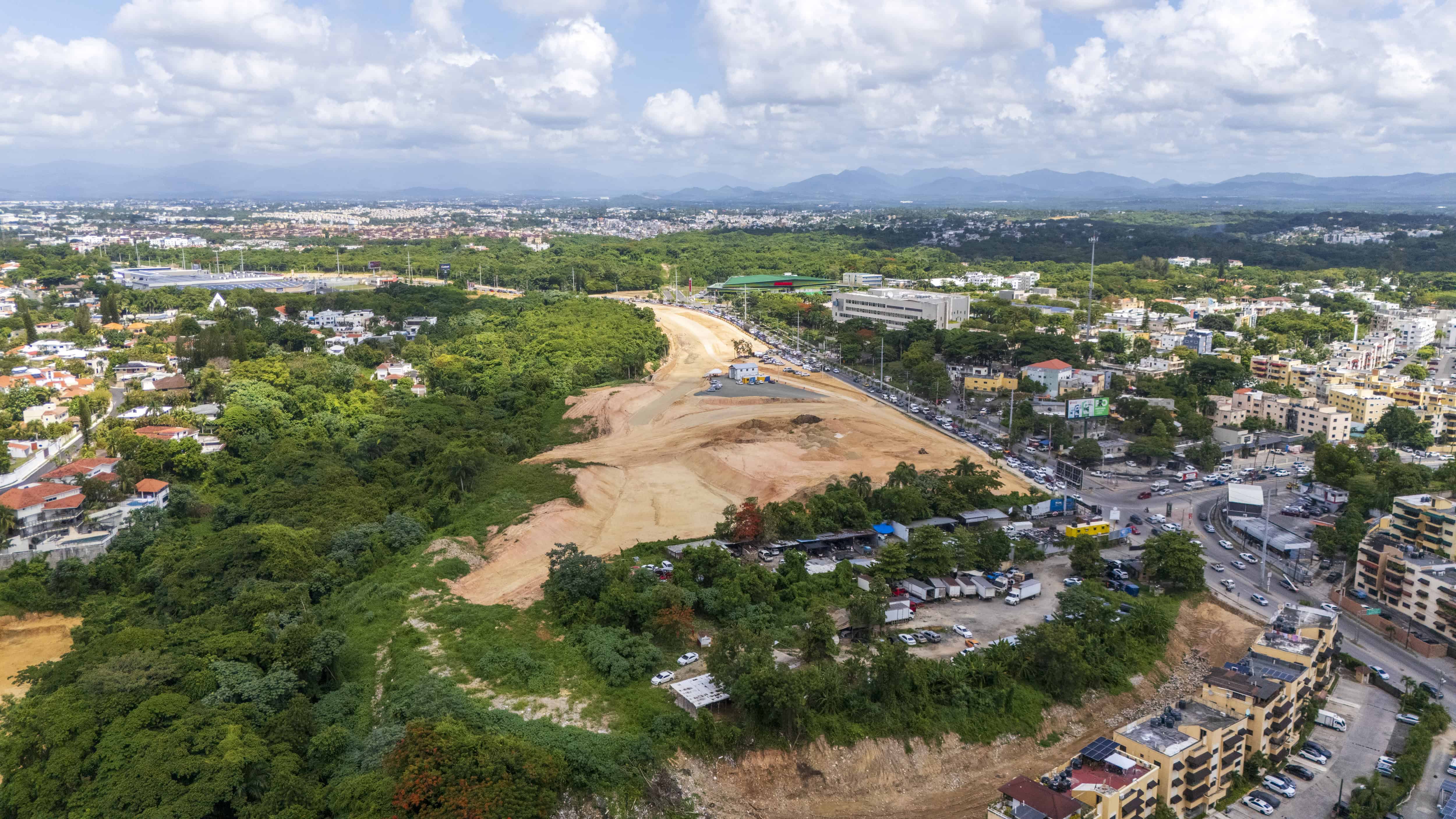 Espacio donde se construirá el trébol para los accesos a la Jacobo Majluta y la República de Colombia.