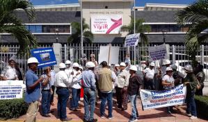 Contratistas reclaman al nuevo ministro de Hacienda el pago de deuda estatal por RD$336 millones